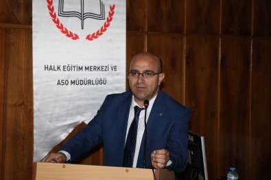 Sivas'ta Öğretmenlere Yeni Müfredat Anlatıldı