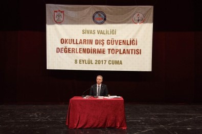 Sivas'ta Okulların Dış Güvenliği Değerlendirme Toplantısı