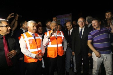 İzmir-Manisa 15 Dakikaya İniyor Açıklaması Sabuncubeli Tüneli'nde Işık Göründü