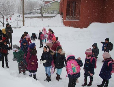 Ardahan'da eğitime kar engeli
