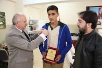 ÖMER AKBULUT - Oltu Anadolu Lisesi Siyer-İ Nebi Yarışmasında Da Birinci