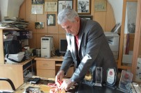 NAMUSLU - Yarım Asırdır Haber Peşinde