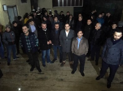Güngören'de Trafo Patladı, Vatandaş Sokağa Döküldü