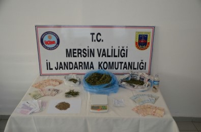 Jandarmadan Uyuşturucu Satıcılarına Operasyon