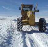 KIŞ LASTİĞİ - Kahramanmaraş'ta Kar Temizleme Çalışmaları