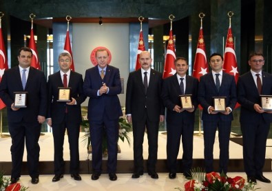 Kaymakam Kayhan'a Cumhurbaşkanı Erdoğan'dan 'Yılın En İyi Kaymakamı' Ödülü