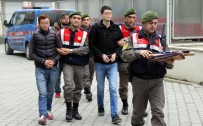 CİNSEL TACİZ - Okulda Taciz Ve Olay Çıkarmaya 3 Gözaltı