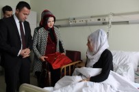 Uzan Çiftinden Hasta Ziyareti