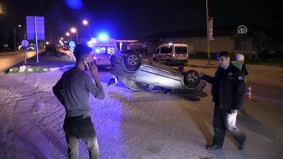 Adana'da Otomobil Devrildi Açıklaması 1 Yaralı