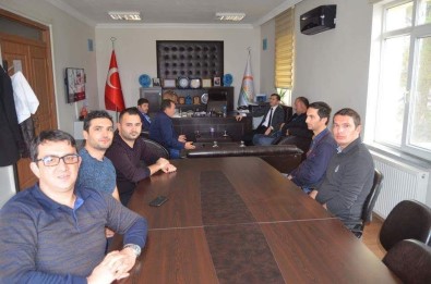 Altıntaş'ta Buzağı Ölümlerinin Nedenleri Konuşuldu