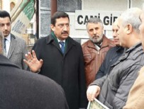 Başkan Ak, Cuma namazı çıkışı vatandaşlarla sohbet etti