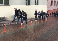 Kayseri'de Marketi Soymaya Çalışan 4 Kişi Yakalandı