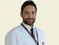 Küçüker Açıklaması 'Saç Ektirirken Sağlığınızdan Olmayın'