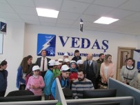 REZZAN BAYRAM - TEGV'li Çocuklardan VEDAŞ'a Ziyaret
