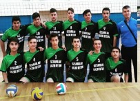 DAVUL ZURNA - Voleybol Turnuvasında Şehit Deniz Kaya Mesleki Ve Teknik Lisesi İlçe Birincisi Oldu