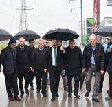NEVZAT DOĞAN - Başkan Doğan, Yağmur Altında Gündoğdu'yu Gezdi