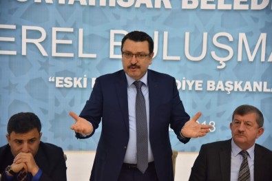 Başkan Genç,  Ortahisar İlçe Belediyesini Oluşturan Eski Beldelerin Belediye Başkanları  Bir Araya Geldi.