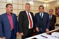 TAŞERON YASASI - Ceylanpınar'da Belediye İşçileri 3 Yıllık Toplu Sözleşme İmzalandı