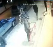 SAKARYA CADDESİ - Market Önündeki Bisikleti Çaldılar