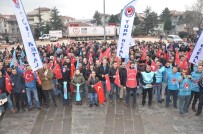 TOPLU SÖZLEŞME - Türk Metal Sendikasına Üyesi Fabrika Çalışanları Meydana İndi