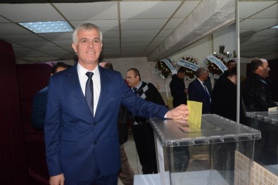 Akhisar Madeni Sanatkarlarda 4'Üncü Kez Osman Çakar Güven Tazeledi