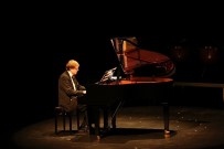 İLHAMI YıLMAZ - Ataşehir'de barışın müziği çaldı