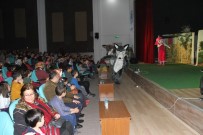 Beyşehir'de Müzikli Tiyatro Oyunu Sahnelendi