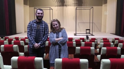 'Dış Ses' Oyunu Erzurumlu Tiyatroseverler İle Buluşacak
