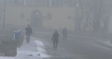 Kars'ta Soğuk Ve Sis Hayatı Olumsuz Etkiliyor
