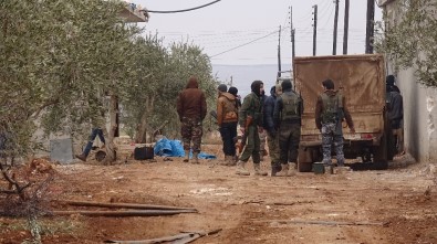 Muhalifler İdlib'de 16 Köyü Geri Aldı