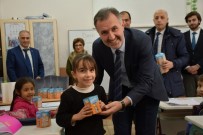 KITAP FUARı - Öğrenciler Belediyenin Dağıttığı Kumbaralarda Kitap Parası Biriktirecek