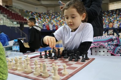 Satranç Ligi'nin Üçüncü Etabı Gerçekleştirildi