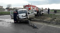 HÜSEYİN KÜÇÜK - Tekirdağ'da Trafik Kazası Açıklaması 1 Yaralı