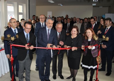 Türkiye'nin Sayılı Laboratuvarlarından Biri OMÜ'de Açıldı