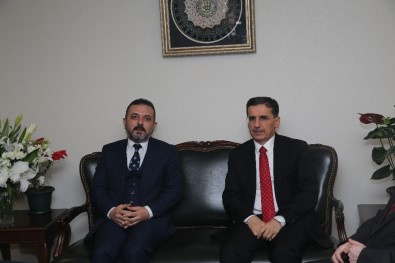 Ankara Valisi Topaca'dan Sincan Belediye Başkanı Ercan'a Ziyaret