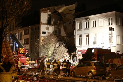 Belçika'da Patlama Açıklaması 2 Ölü, 14 Yaralı
