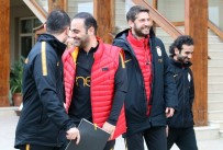 HASAN ŞAŞ - Hasan Şaş'tan 'Sneijder Bitti' Göndermesi