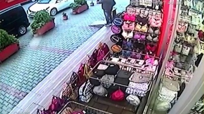 Sakarya'da Hırsızlık Anı Güvenlik Kamerasına Yansıdı