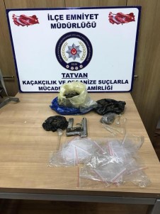 Tatvan'da Uyuşturucu Operasyonu Açıklaması 2 Tutuklama