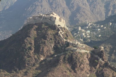 Türkiye İle Yemen Arasındaki Tarihi Köprü Açıklaması Taiz'in Kahire Kalesi