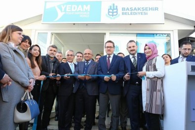 Başakşehir'de Yeşilay Danışmanlık Merkezi Açıldı