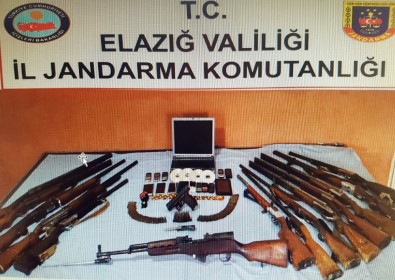 Elazığ'da PKK/KCK Operasyonu Açıklaması 8 Şüpheli Gözaltına Alındı