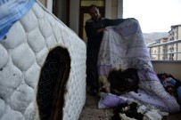 ELEKTRİKLİ BATTANİYE - Elektrikli Battaniye Az Kalsın Faciaya Neden Oluyordu