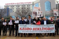 BAYRAM HAVASI - Hastane Bilgi İşlem Çalışanları Kadro Bekliyor