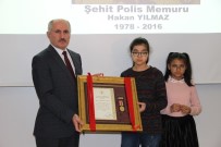 GAZİ YAKINLARI - Karaman'da Şehit Polis Memurunun Devlet Övünç Madalyası Kızlarına Verildi