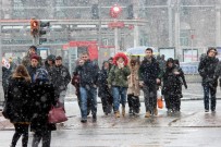 KIŞ LASTİĞİ - Kayseri Ve Niğde'de Kar Yağışı