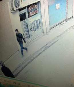 Kızıltepe'de Telefon Hırsızı Güvenlik Kamerasına Yakalandı