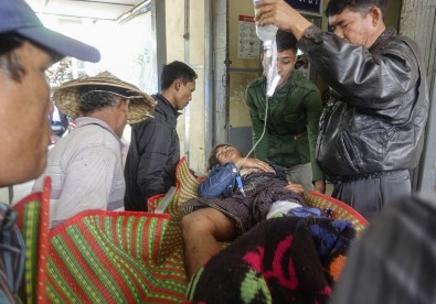 Myanmar'da Polis Protestoculara Ateş Açtı Açıklaması 7 Ölü, 12 Yaralı