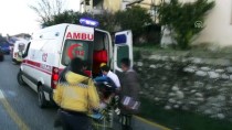 CEMAL ÖZTÜRK - Öğrenci Servisi İle Motosiklet Çarpıştı Açıklaması 1 Ölü, 1 Yaralı