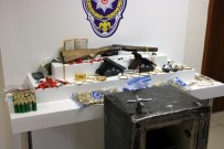 ORMAN MUHAFAZA MEMURU - Sakarya'da 100 Bin TL'lik Hırsızlık Yapan Şüpheliler Yakalandı